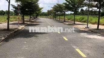 BÁN GẤP ĐẤT MẶT TIỀN ĐƯỜNG THỚI HOÀ giá 1 tỉ7 còn thương lượng