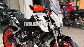 Cần bán KTM Duke 200 Abs Xe keng 9 chủ ký giấy
