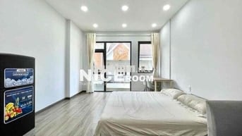Ban công xinh rộng rãi 30m2 ngay chợ cây Quéo