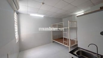 PHÒNG NGAY NGÃ TƯ BÌNH THÁI - SẠCH, THOÁNG, GẦN SPKT