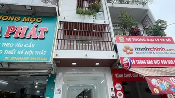 Nhà mới 100%. MT Ngô Gia Tự. Ngang 6,25NH. 325m2 SD. 6 tầng, thang máy