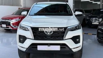 Toyota Fortuner 2023 2.4L 4x2 MT - 34000 km