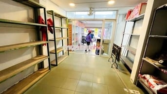 Mặt Tiền Ngay Ngã Tư Nguyễn Văn Đậu Hoàng Hoa THám 200m2 Có 3 Lầu 3PN