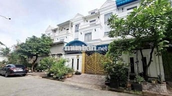 Cho thuê Biệt Thự Hà Huy Giáp Gara ô tô Đường 12m