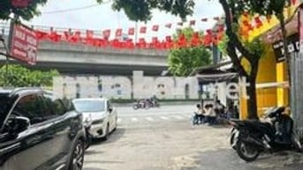 NHÀ MẶT PHỐ PHÂN LÔ - 3 Ô TÔ TRÁNH - 1 NHÀ RA MẶT PHỐ KHUẤT DUY TIẾN