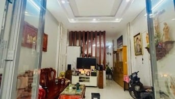 🔥🔥BÁN GẤP MẶT HÀNG NHÀ ĐẸP 1 TRỆT 1 LẦU - ĐƯỜNG HÀN THUYÊN