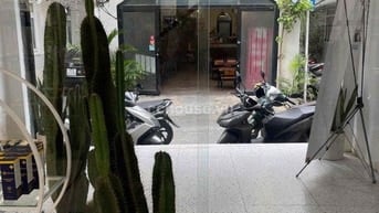 Bán nhà 4 tầng hẻm xe hơi Lê Văn Sỹ Phường 1 quận Tân Bình