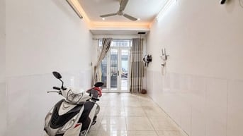 Chính chủ bán nhà HXH 6m Thành Thái Q.10 - 178m2 - 6pn 7wc - giá 10,7