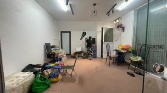 Nhà riêng ngõ phố hoàng mai gần chợ hoàng mai dt30m2x4t giá 9tr 