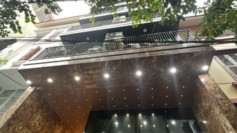 Bán Nhà Căn Hộ Cao Cấp Phân Lô Hoàng Quốc Việt 8 Tầng 1 Hầm Ngay Phố