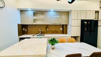 Hẻm xe hơi Lê Văn Sỹ - Đăng Văn Ngữ Tân Bình giáp P.Nhuận thang máy