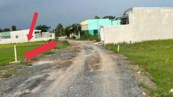 Kẹt vốn bán 5x20 thổ cư , cách TT Đức Hòa 1,5km , sổ hồng,  780 Triệu 