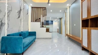 ⭐️Nhà 3 Lầu DT:4x12,7m tuyệt đẹp Cao cấp hẻm Quang Trung, P10.