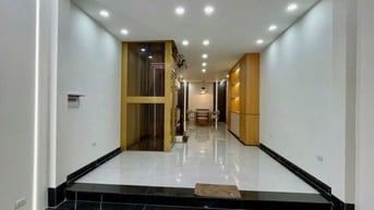 Hàng hiếm- Bán nhà khu phố người Hàn , mặt ngõ thông, kinh doanh
