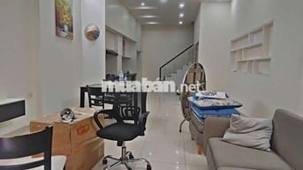Cho thuê nhà 3 tầng đs8 cạnh khu hồng long 12tr/tháng