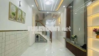 Nhà đẹp 2 Tầng- 42m2- Hẻm Xe Hơi- gần chợ BÌNH Tây- Phạm Văn Chí- Q6