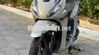 Cần Bán Vision 2025 xám xi măng mới keng- cực đẹp