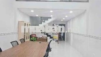 CẦN BÁN GẤP NHÀ 4x15 (4.1 tỷ), Đang vay bank 3.4tỷ, Lê Trọng Tấn