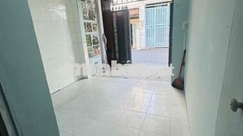 Cho Thuê nhà Gò Vấp đường xe hơi, buôn bán đồ ăn sầm uất