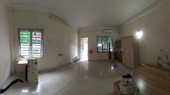 Cho thuê cả tầng 4 phòng rộng 