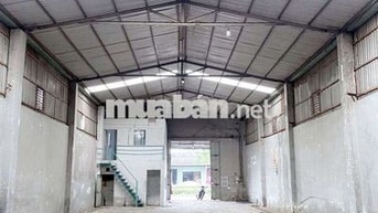 Cho thuê kho 300m2 đường xe rộng
