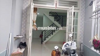 Cho thuê nhà 1/ đuog số8. 1lau 2p2wc. Có sân đậu xe máy.