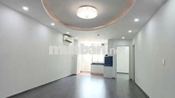Cần bán căn hộ chung cư H2 Hoàng Diệu, P. 8
