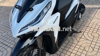 Vario 150 2021 trắng đen như mới.