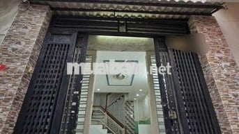 Bán nhà 3 lầu đúc BTCT Dương Bá Trạc P1 Q8