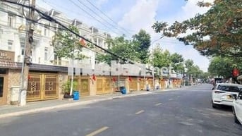 Nhà Mặt Tiền KD cho thuê gần siêu thị Go phường Đông Hoà