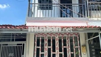 Nhà mới, hẻm xe hơi 6m, có sân bên hông nhà, đg Lê Văn Lương