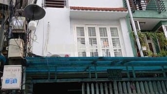 Cho thuê nhà 3 tầng mới, 4pn, Nguyễn Xí, Hẻm Oto  -  Bình Thạnh.