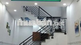 NHÀ ĐẸP 2P NGỦ GẦN NGÃ TƯ 26 và 234