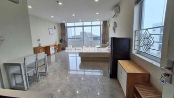 Phòng 40m2_Studio ban công view phố,full nt_139 Phan Đăng Lưu,PN