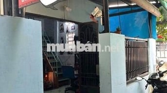 nhà TNV.  DT : 4,3*8 Gồm phòng khách , bếp, lửng, nhà vệ sinh.