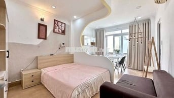 KHAI TRƯƠNG CĂN HỘ FULL NT CAO CẤP BAN CÔNG  Ở PHÚ NHUẬN GIÁP Q1,Q3