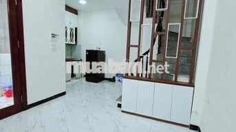 Phân lô Hoàng Văn Thái, 40m ra phố, ngõ rộng, nhà đẹp. 27mx4T. Chi 6,5