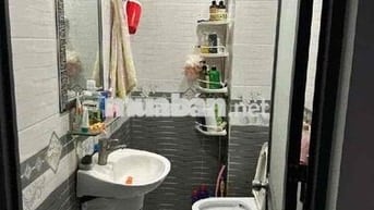 Nhà Lê Văn Quới, 56m2, 4x14m, 3 tầng, 4 PN, HXH, giá nhỉnh 6 tỷ