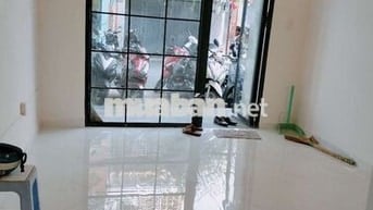 CHO THUÊ NHÀ NGUYÊN CĂN MẶT TIỀN KHU CƯ XÁ ĐÔ THÀNH QUẬN 3
