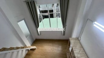 CHO THUÊ PHÒNG 35m2 Ban Công 05 Nguyễn Tiểu La Q10 Gần UEH