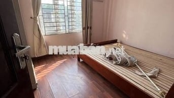 Cho thuê căn nhà ngõ 91 phố Nguyễn Khang, Dt 30m2 x 4 tầng, 15tr/tháng