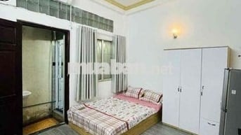 STUDIO FULL NỘI THẤT CỬA SỔ HÀNH LANG