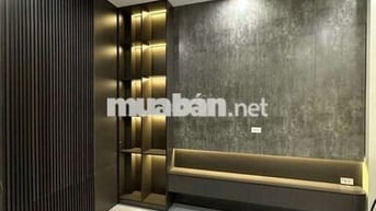 Trinh lương nhà thang máy xịn sò