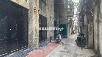 Nhà 5 tầng thang máy 8 phòng khép kín full nội thất ,dòng tiền 40tr/th