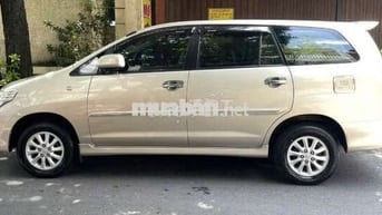 Toyota Innova 2014 2.0G - 175000 km