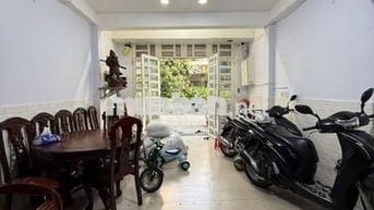 🏡 Nhà 3 Tầng Lê Văn Quới, Hẻm 8M, 4.1X16M, Ở Ngay, 7.5 Tỷ