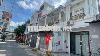 Nhà đẹp Tân Sơn Nhì 1 trệt 3 lầu.Hẻm xe tải thông.Sân đậu ô tô.Ở ngay