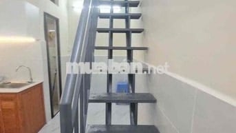 Cho Thuê nhà phường Tân Sơn Nhì : Đúc 1 lầu cực đẹp mới tinh