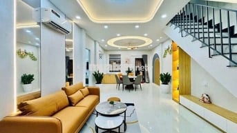 Nhà đẹp Phùng Văn Cung, PN, 36m² – hẻm thông Phan Xích Long, giá 4tỷ3!
