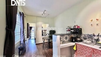 Cho thuê căn hộ 1PN 65m2_Ban công_Gần Bùi Viện,Takashimaya,Nguyễn Huệ